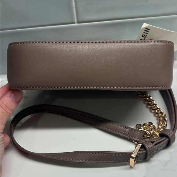Anne Klein Taupe Crossbody Bag with Gold Chain NWT - Picture 3 of 7